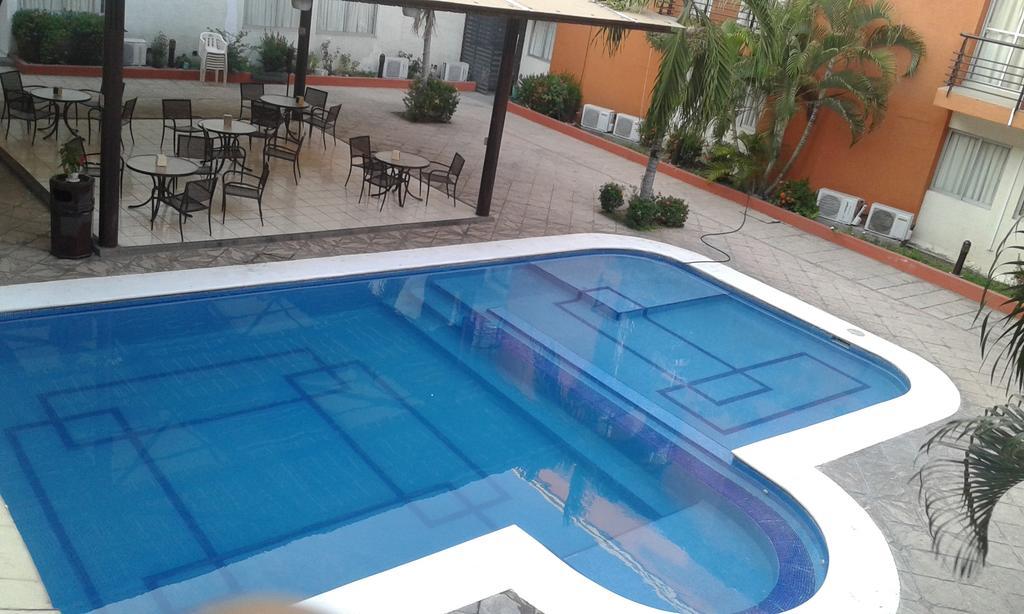 Porto Hotel ลาซาโร การ์เดนาส ภายนอก รูปภาพ